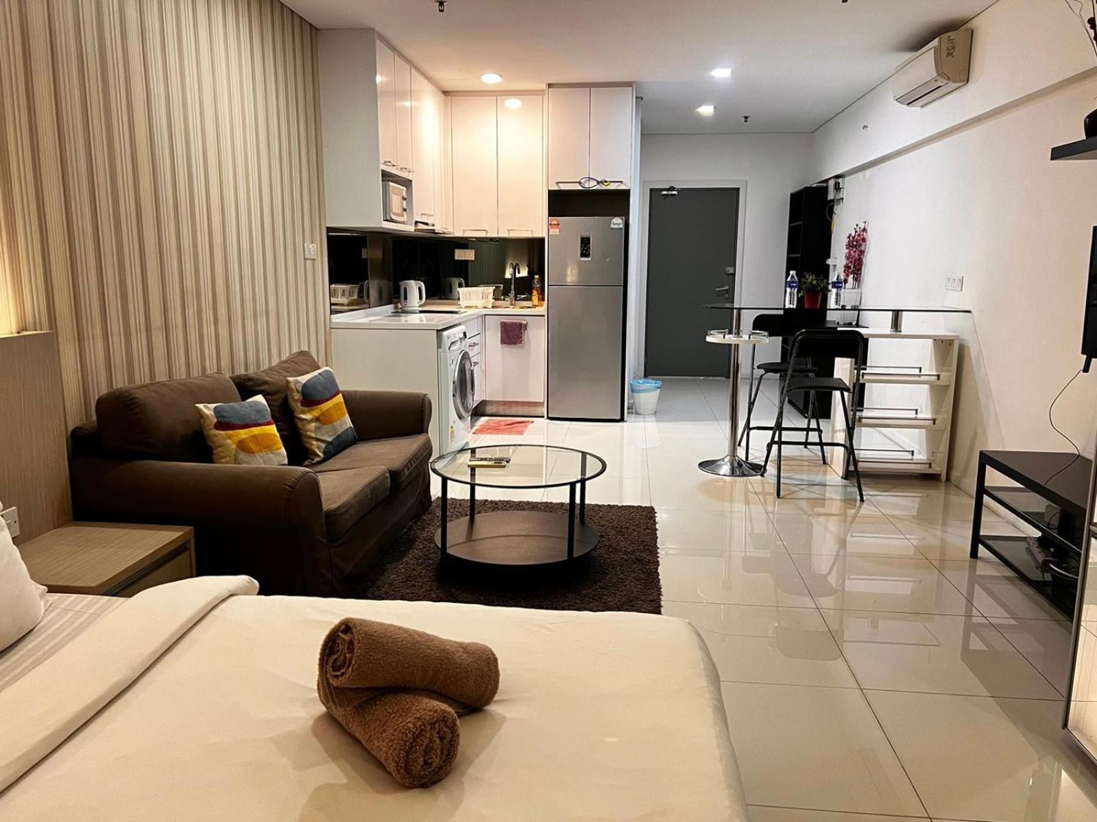 Mercu Summer Suites Klcc By Minutepointhome Куала-Лумпур Экстерьер фото